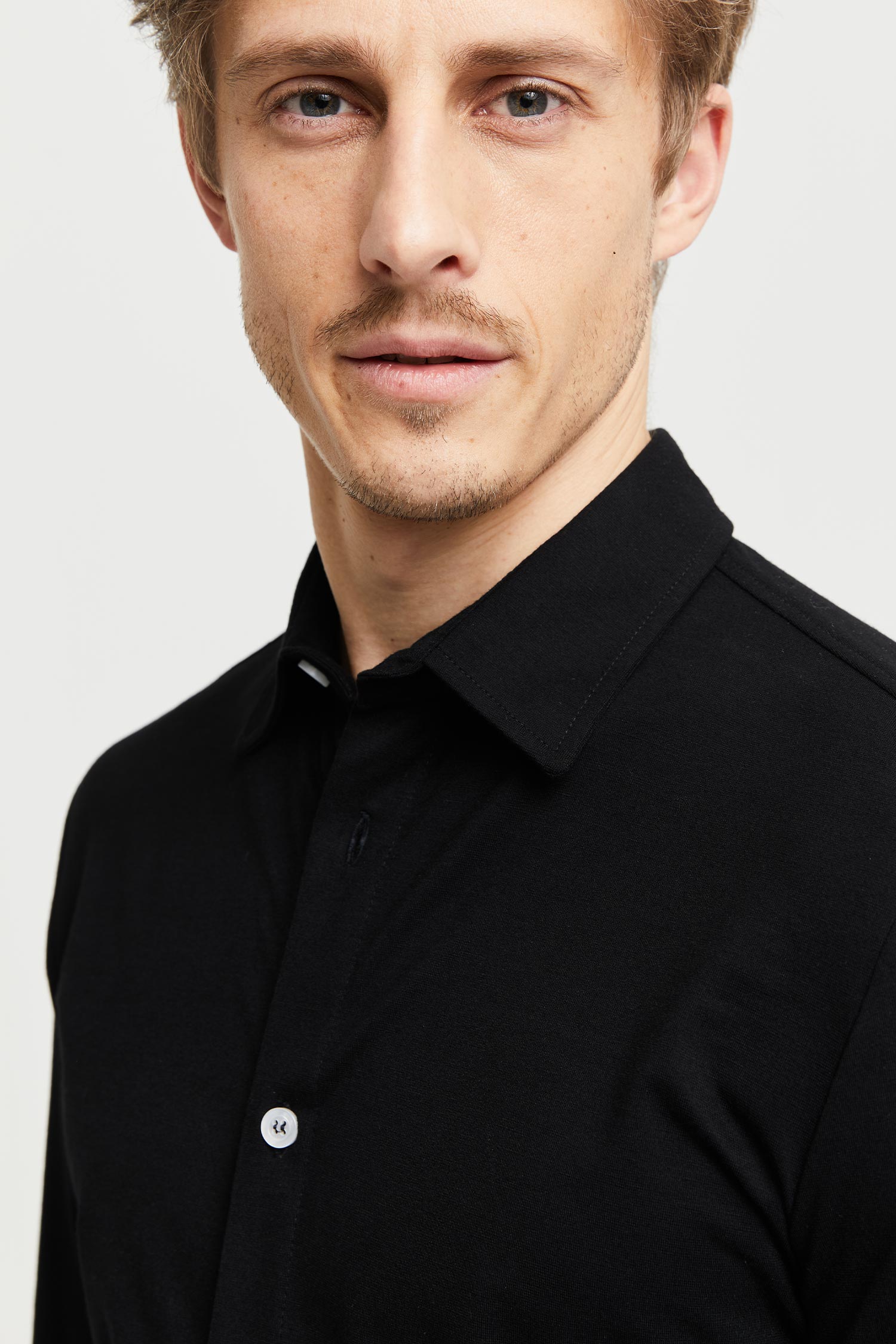 Frenn Hemmo sustainable premium quality bamboo jersey shirt black