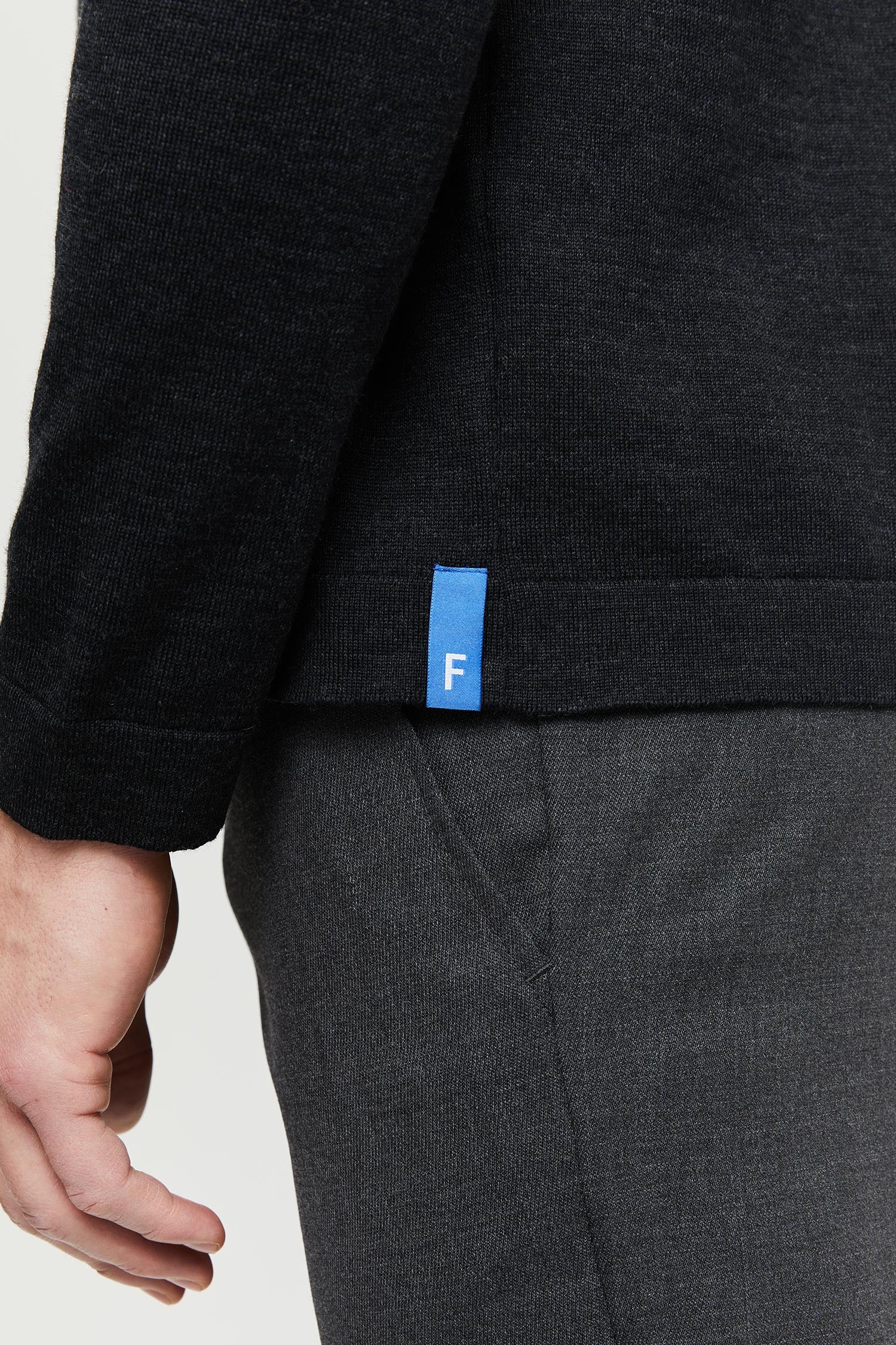 Frenn Eero sustainable premium quality extra fine merino wool knitted shirt anthracite