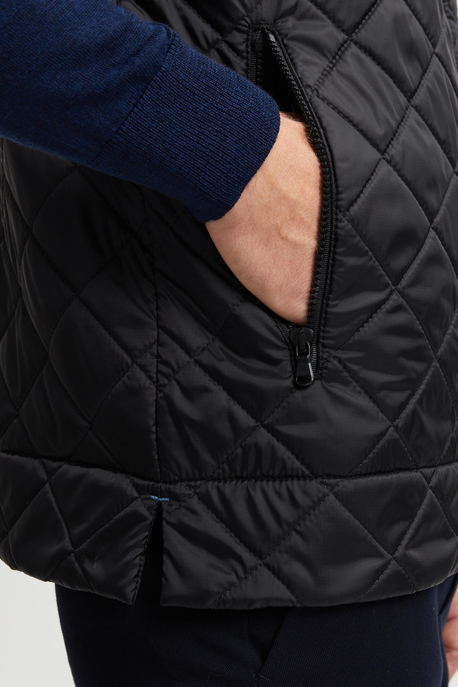 Veikko Water and Wind Repellent Quilted Vest Black